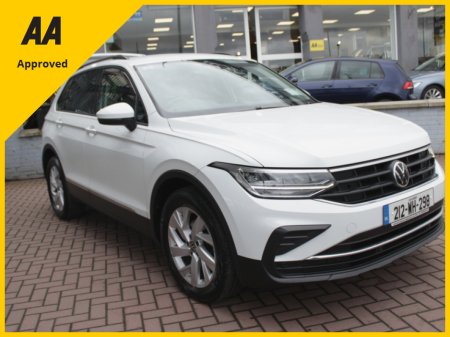 2021 Volkswagen Tiguan - thumbnail 1