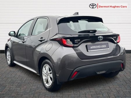 2023 Toyota Yaris 1.5 HYBRID LUNA 4DR AUTO €22,950 thumbnail