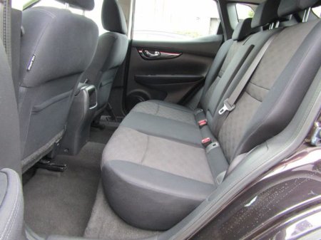 2014 Nissan Qashqai - thumbnail 18