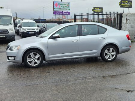 2014 Skoda Octavia AMBITION 1.2 TSI 105HP DGS 4 4DR AUTO €9,950 thumbnail