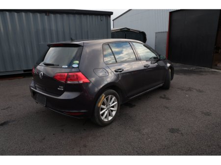 2015 Volkswagen Golf  €12,999