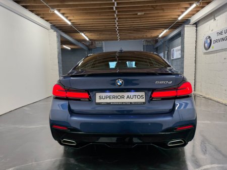 2022 BMW 5 Series  €40,995 thumbnail