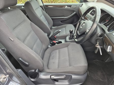 2015 Volkswagen Jetta - thumbnail 12