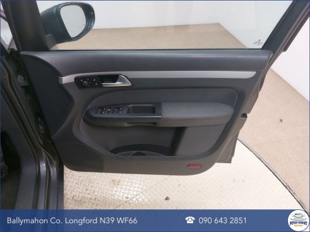 2014 Volkswagen Touran - thumbnail 18