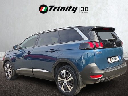 2023 Peugeot 5008 - thumbnail 3