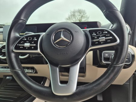 2021 Mercedes-Benz CLA Class - thumbnail 23