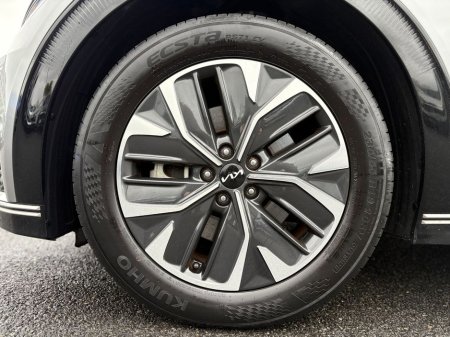 2023 Kia EV6 - thumbnail 5