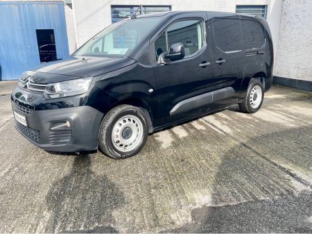 2023 Citroen Berlingo - thumbnail 36