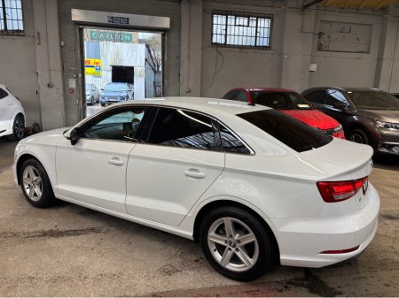 2019 Audi A3 - thumbnail 18