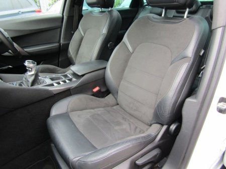 2015 DS Automobiles DS 5 - thumbnail 12