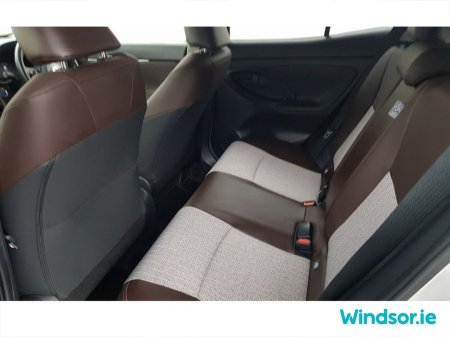 2020 Toyota Yaris Cross - thumbnail 8