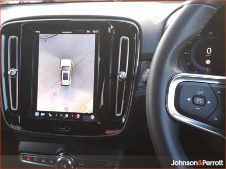 2023 Volvo XC40 BEV 231hp Ultimate (Two Year Volvo Selekt Warranty) €36,900 thumbnail