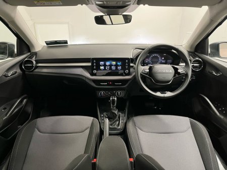 2025 Skoda Fabia Selection DSG 1.0TSI 115BHP - Reversing Camera - Air-Conditioning - Cruise Control - Keyless Start - Auto Lights/Wipers - Apple CarPlay/Android Auto €27,950