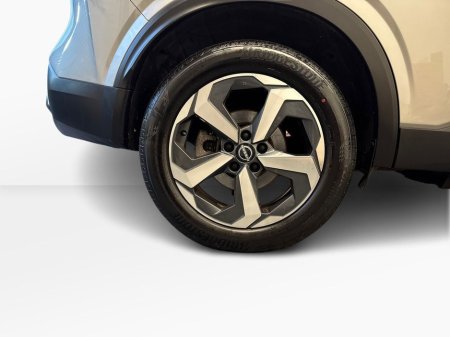 2023 Nissan Qashqai - thumbnail 5
