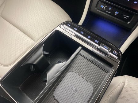 2025 Hyundai Tucson Tucson FL 4WD Executive PLUS PHEV Auto €46,995 thumbnail