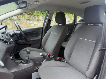 2015 Ford Fiesta ZETEC 1.0 PETROL NEW NCT €7,950 thumbnail