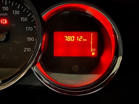 2016 Dacia Logan - thumbnail 14