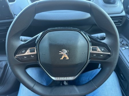 2020 Peugeot Partner  €13,950 thumbnail
