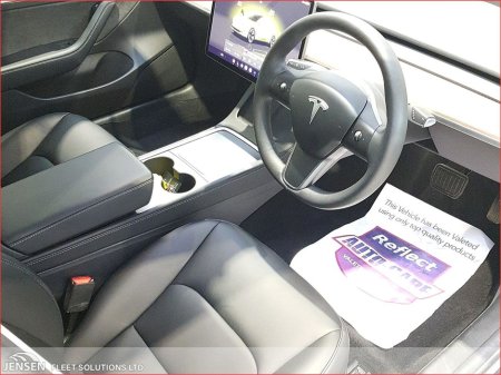 2023 Tesla Model 3 - thumbnail 9