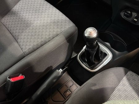 2015 Toyota Yaris 1.0 5DR LUNA MC €8,995 thumbnail