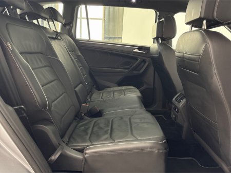 2023 Volkswagen Tiguan R-LINE 2.0 TDI AUTOMATIC 7 SEATER**PANORAMIC SUNROOF**HEATED MULTIFUNCTIONAL STEERING WHEEL**DIGITAL DASH**HEATED FRONT SEATS**REVERSE CAMERA**BLACK LEATHER INTERIOR**KEYLESS ENTRY**APPLE CARPLAY** €42,995 thumbnail