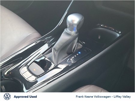 2018 Toyota C-HR SOL AUTO HYBRID 1.8 *FULL LEATHER* *DIAMOND CUT ALLOYS* *CARPLAY* *HEATED SEATS* *BLIND SPOT* *NEW NCT* *12 MONTHS FRANK KEANE WARRANTY* *FINANCE AVAILABLE* €21,995 thumbnail