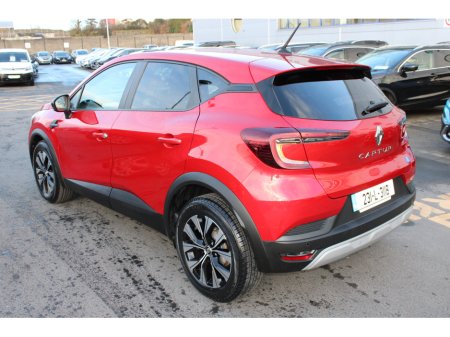 2023 Renault Captur TCe 90 Evolution €21,950 thumbnail