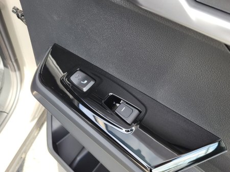 2026 KGM TORRES EVX - thumbnail 20