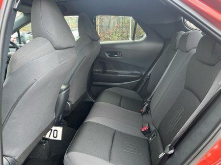 2025 Toyota C-HR - thumbnail 7