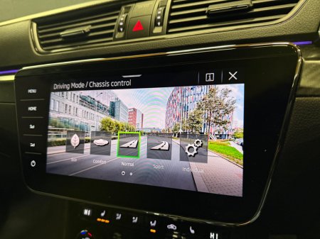 2022 Skoda Superb - thumbnail 19