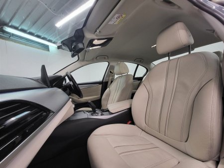 2021 BMW 5 Series - thumbnail 7