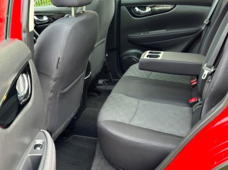 2017 Nissan Qashqai - thumbnail 10