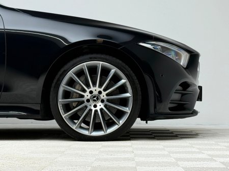 2019 Mercedes-Benz CLS Class 350D AMG LINE PREM+ 4MATIC *PAN ROOF* €36,990 thumbnail