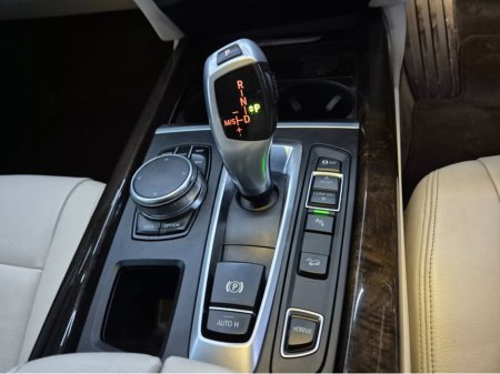 2017 BMW X5 - thumbnail 12