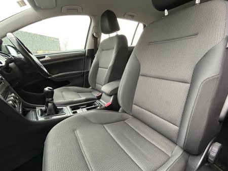 2014 Volkswagen Golf - thumbnail 8