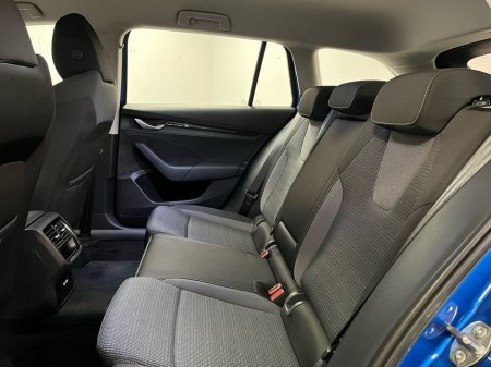 2025 Skoda Octavia Selection Combi 2.0TDI 115BHP - Reversing Camera - Climate Control - Cruise Control - Apple CarPlay/Android Auto - Auto Lights/Wipers €34,950