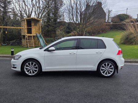 2016 Volkswagen Golf - view 4