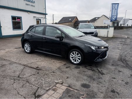 2024 Toyota Corolla HYBRID LUNA H/8 4DR AUTO €27,950 thumbnail