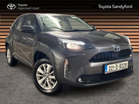 2022 Toyota Yaris Cross LUNA HYBRID AUTOMATIC // REAR CAMERA // AIR CON // SMART ENTRY/SMART START // TOYOTA SAFETY SENSE // FULL WARRANTY