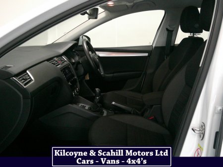 2019 Skoda Octavia - thumbnail 12