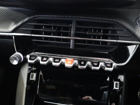 2023 Peugeot 2008 - thumbnail 25