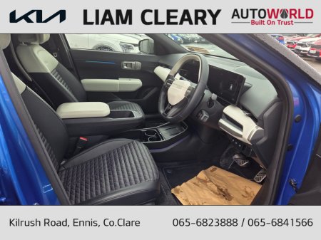 2025 Kia EV4 - thumbnail 10