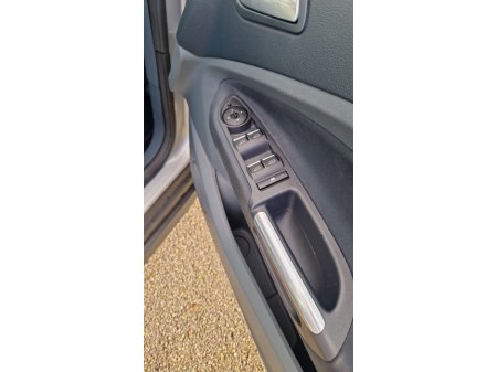 2015 Ford C-Max C MAX EDITION 1.6 TDCI 95PS 4DR €7,950 thumbnail