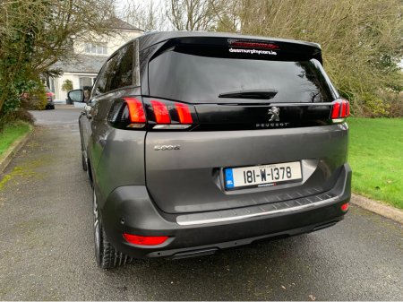 2018 Peugeot 5008 ALLURE 1.6 BLUE HDI 120 4 AUTOMATIC €17,995 thumbnail