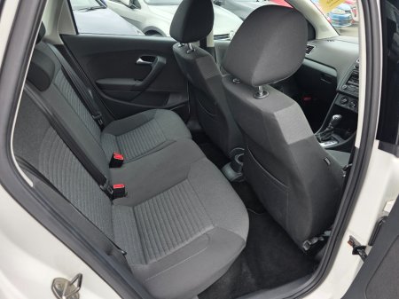 2012 Volkswagen Polo - thumbnail 11