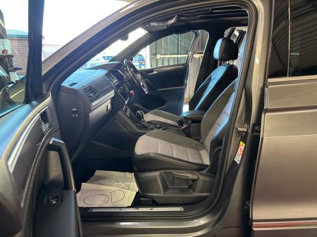 2018 Volkswagen Tiguan 2.0 TDI 150HP BMT 4WD Highline DSG €23,950 thumbnail