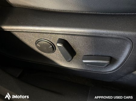 2022 Ford Kuga ST-LINE PHEV €26,900 thumbnail