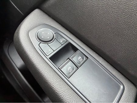 2022 Renault Clio DYNAMIQUE TCE 90 MY21.5 5 5DR €13,900 thumbnail