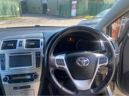 2012 Toyota Avensis - thumbnail 10