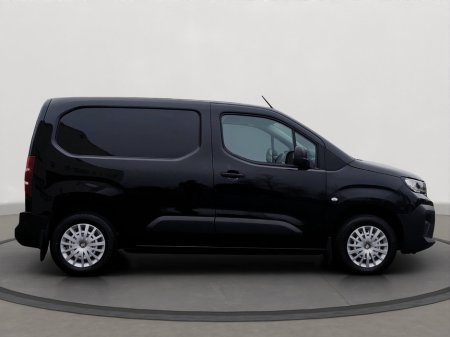 2025 Peugeot Partner - thumbnail 8